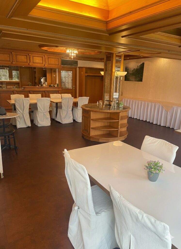 Start Aufenthaltsraum 747x1024